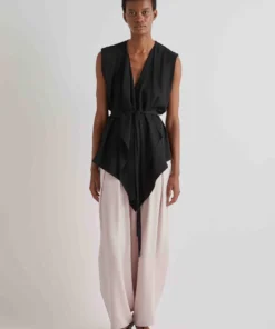 Alternative view of Meimeij Gilet a fazzoletto